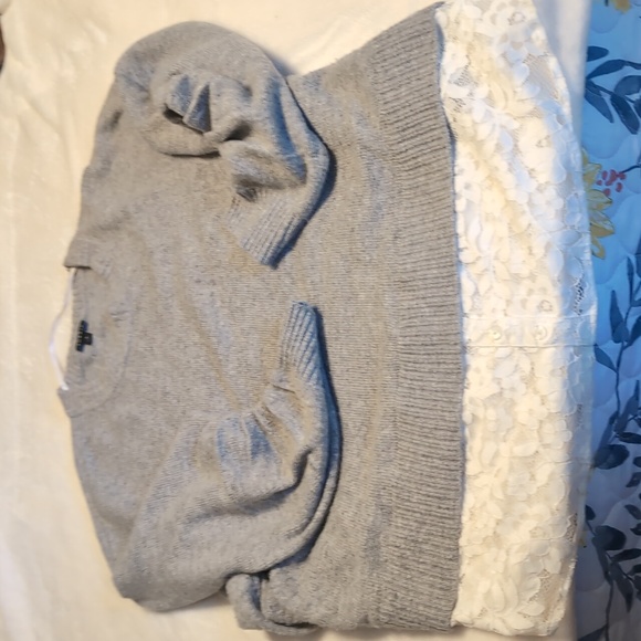 Sweater - Picture 3 of 4